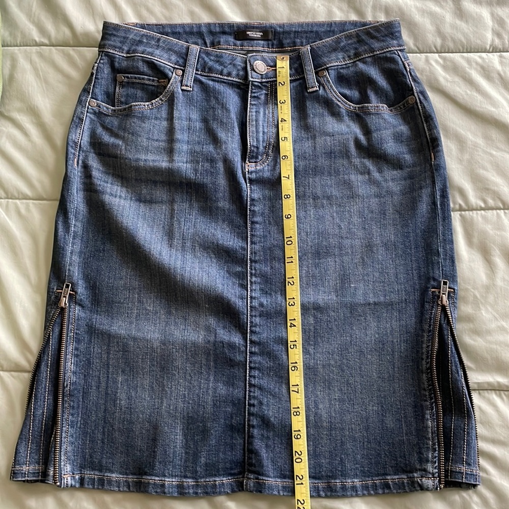 Simply Vera Demin skirt size 8